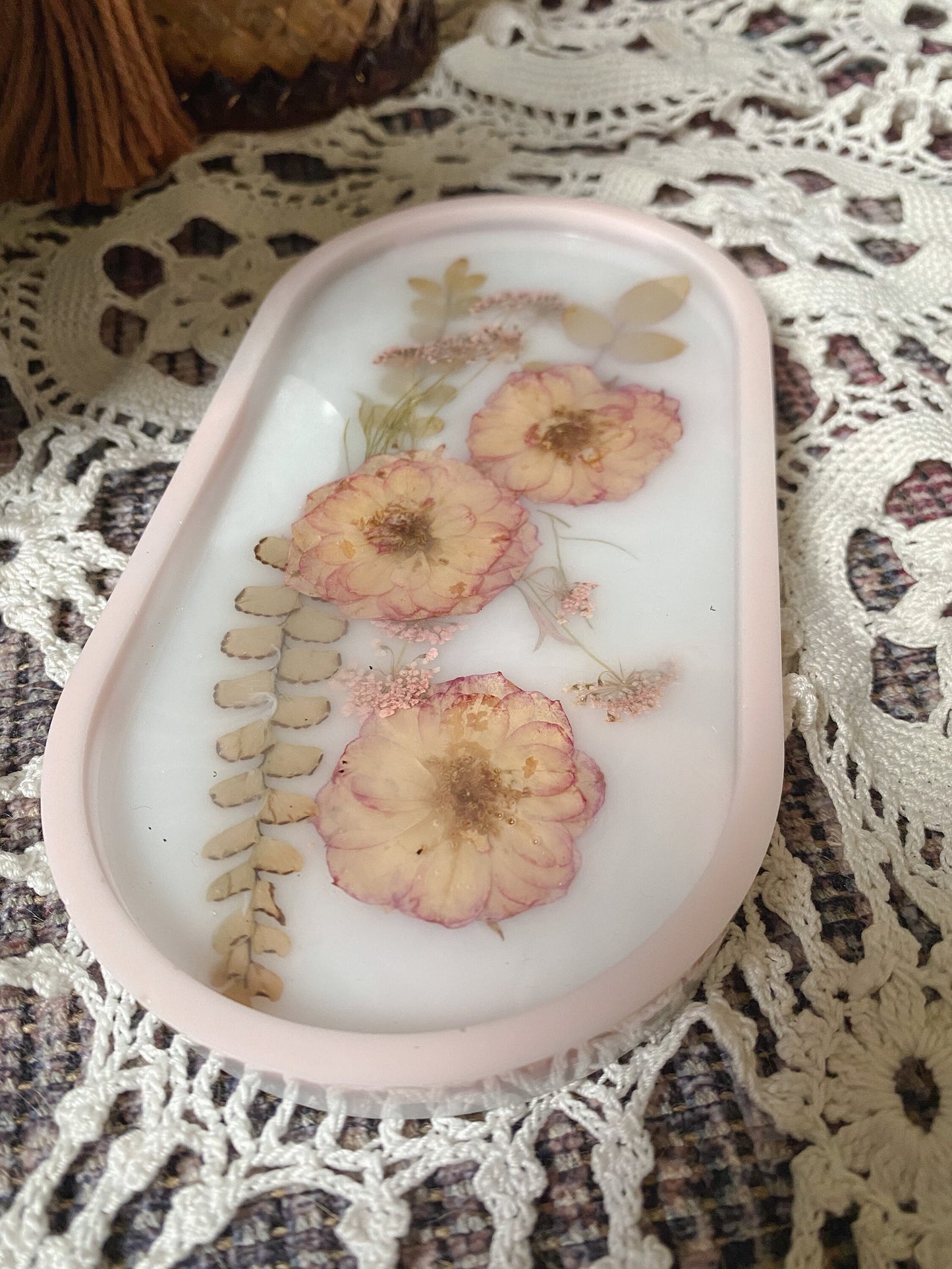 Floral trinket tray